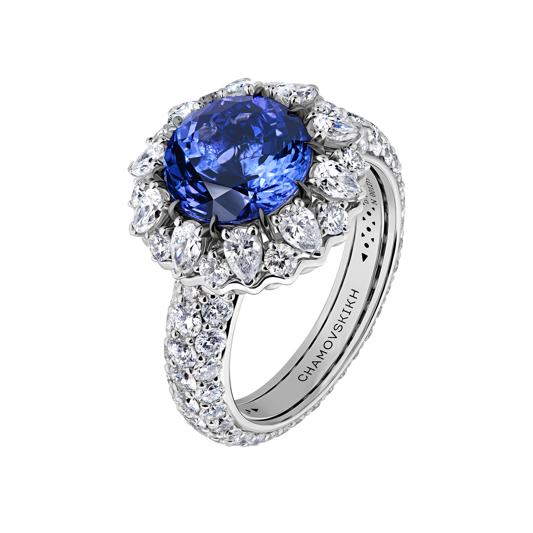 Кольцо с танзанитом и бриллиантами, белое золото