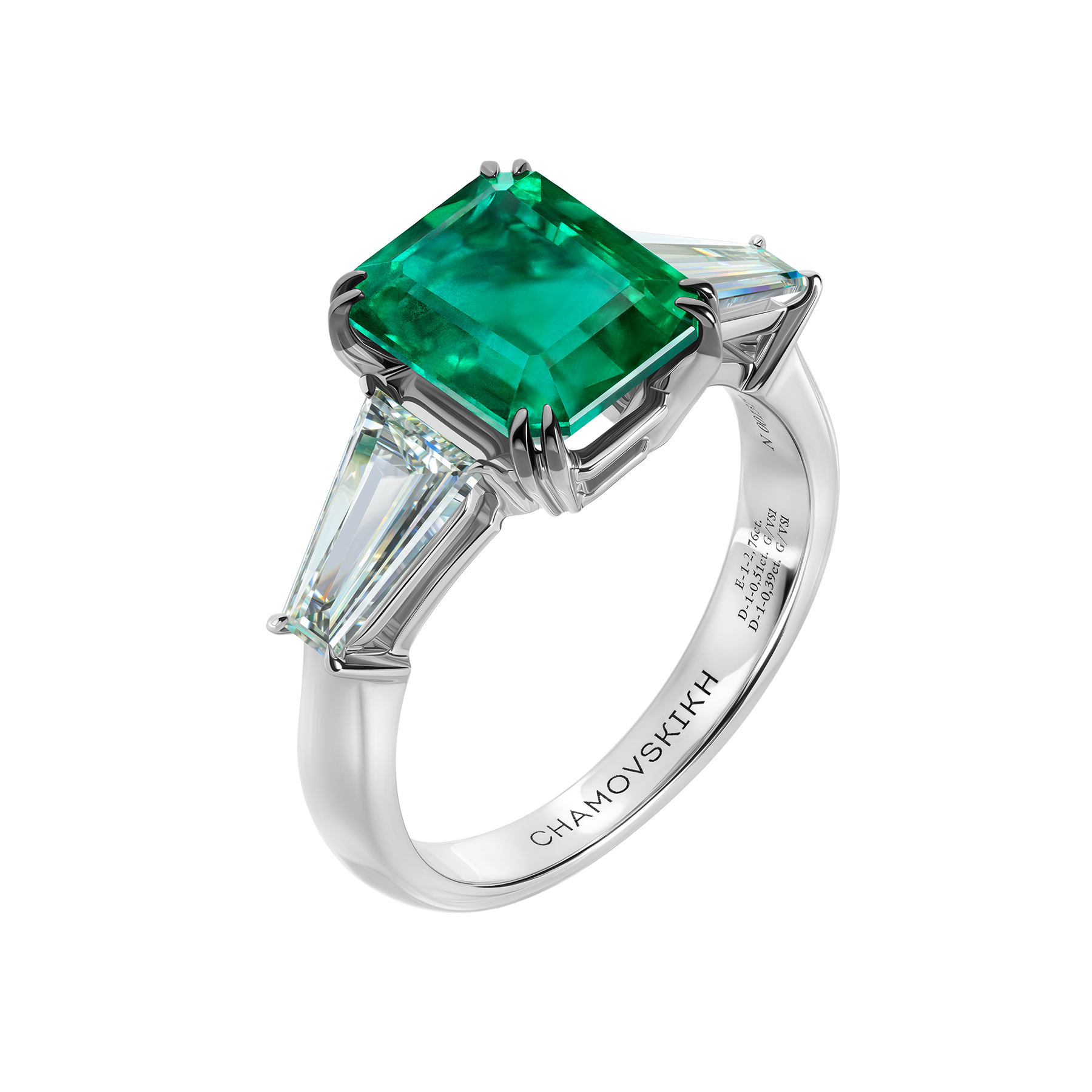 Кольцо с изумрудом и бриллиантами, белое золото