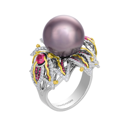 Кольцо с жемчугом, бриллиантами и рубинами, белое и жёлтое золото 1
