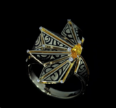 Кольцо с желтым сапфиром и бриллиантами, желтое золото, н.керамика