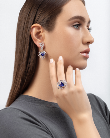 Кольцо с сапфиром и бриллиантами, белое золото 2