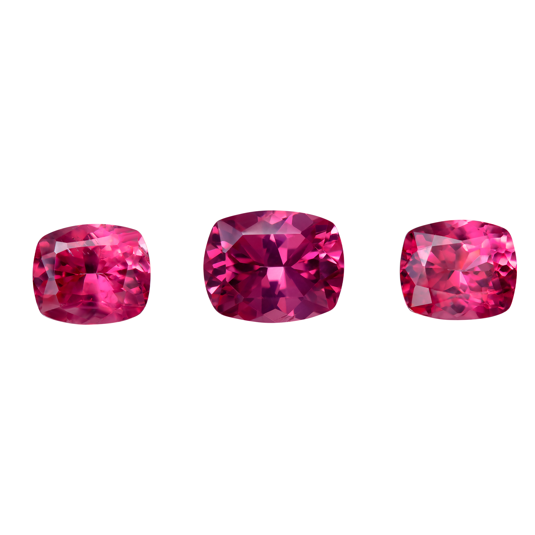 Сет из трех шпинелей, Кушон, 1,73 ct/ 2-1,09 ct