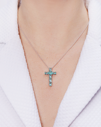 Колье с изумрудами и бриллиантом, белое золото 3