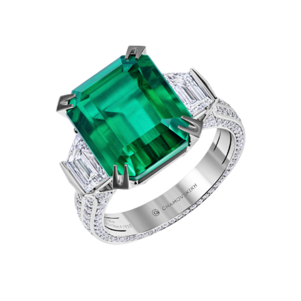 Кольцо с изумрудом и бриллиантами, белое золото 1