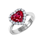 Кольцо с рубином и бриллиантами, белое золото