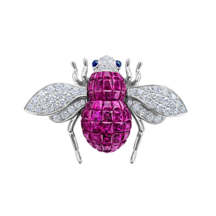 Брошь с рубинами, сапфирами и бриллиантами, белое золото 1