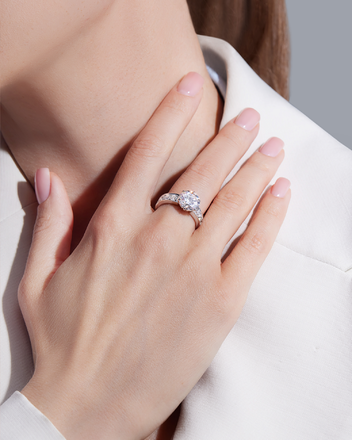 Помолвочное кольцо с бриллиантами, белое золото 2