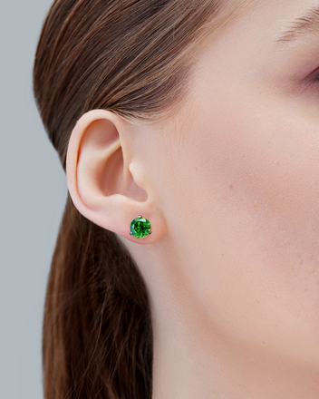 Пусеты с демантоидами и бриллиантами, белое золото 2