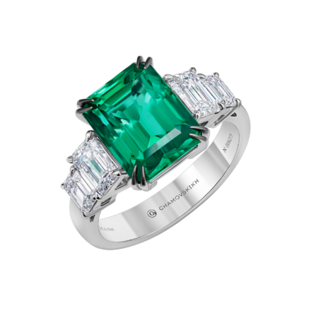 Кольцо с изумрудом и бриллиантами, белое золото 1