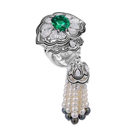 Кольцо с изумрудом, жемчугом и бриллиантами, белое золото 1